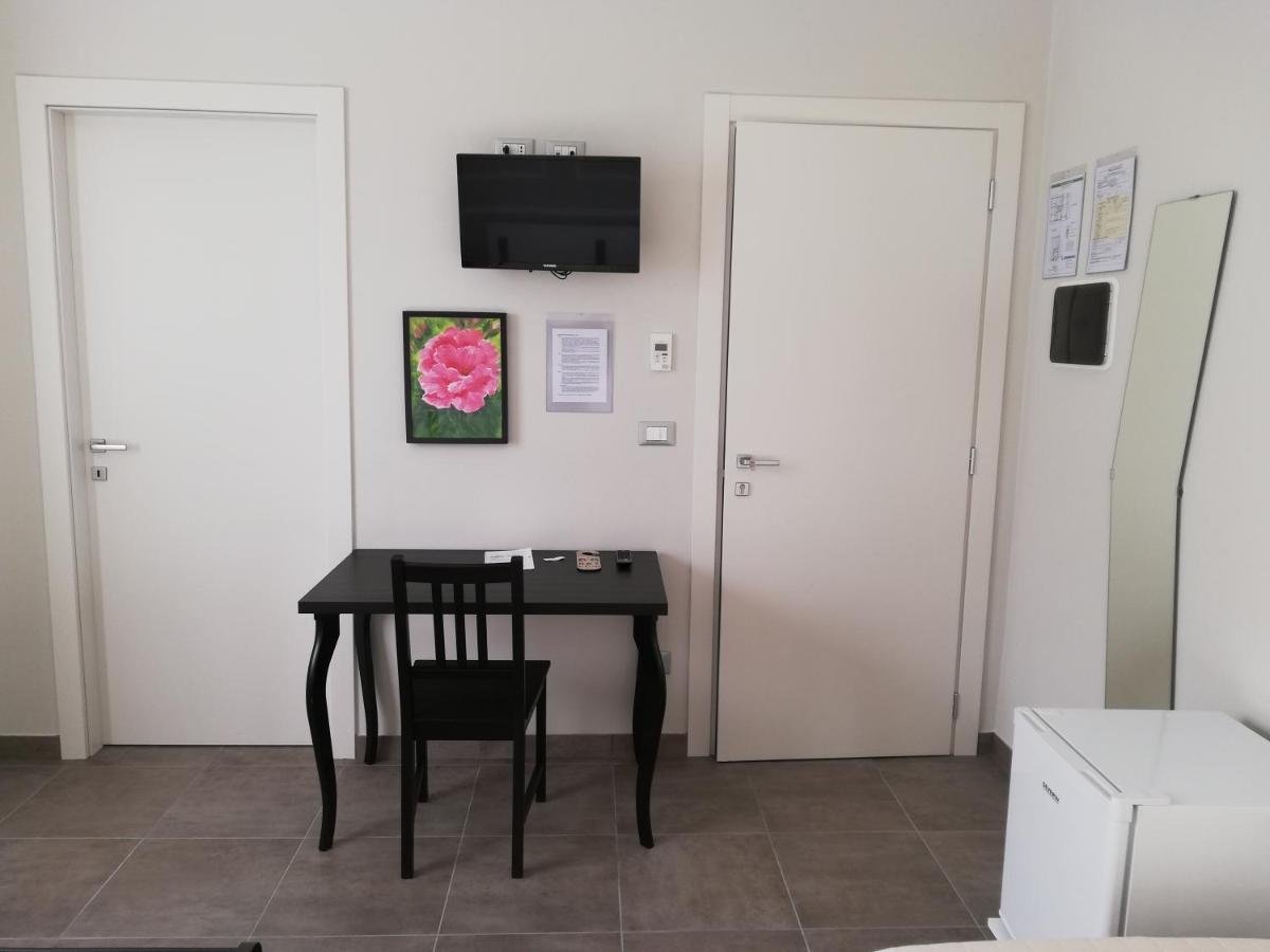 Russi La Dama Room&Breakfast المظهر الخارجي الصورة